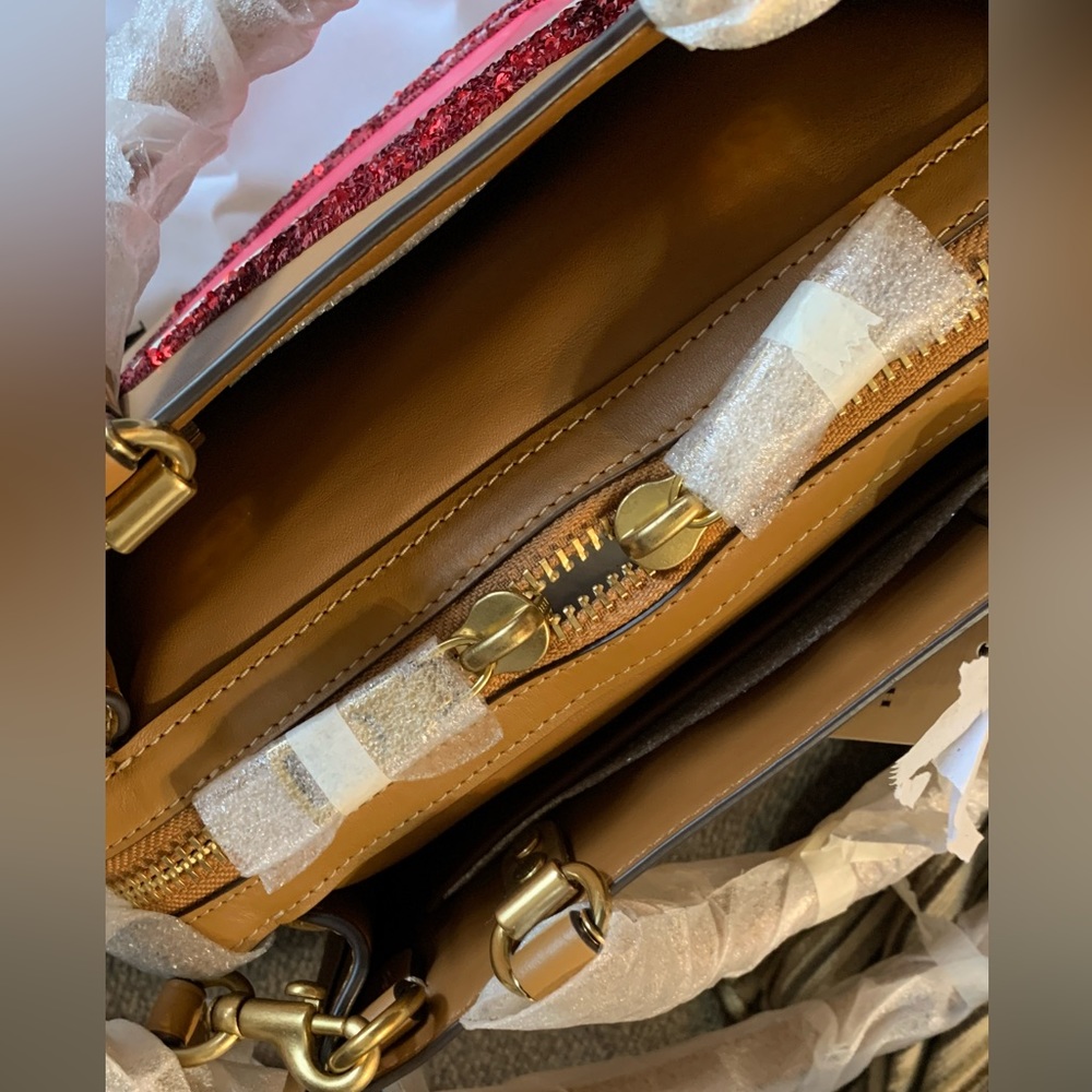 Authentic COACH 1941 glovetanned leather sequins lips satch/should/Crosby - Picture 5 of 16